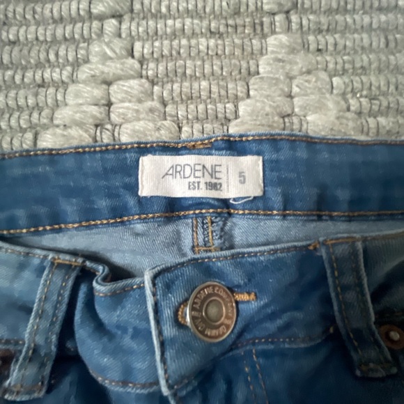 Jean shorts - Picture 2 of 3